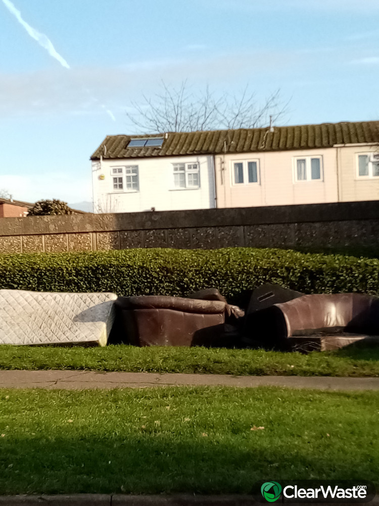 Flytipping in Limes Avenue, Chigwell ClearWaste
