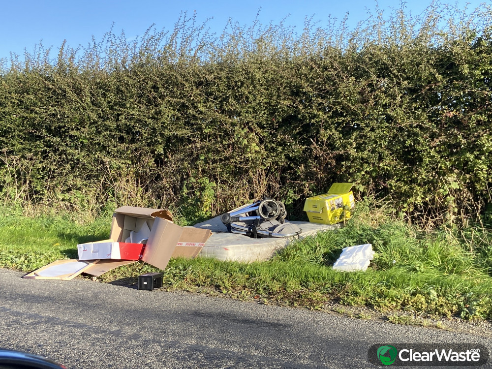 Flytipping in Rothwell Road, Market Rasen ClearWaste