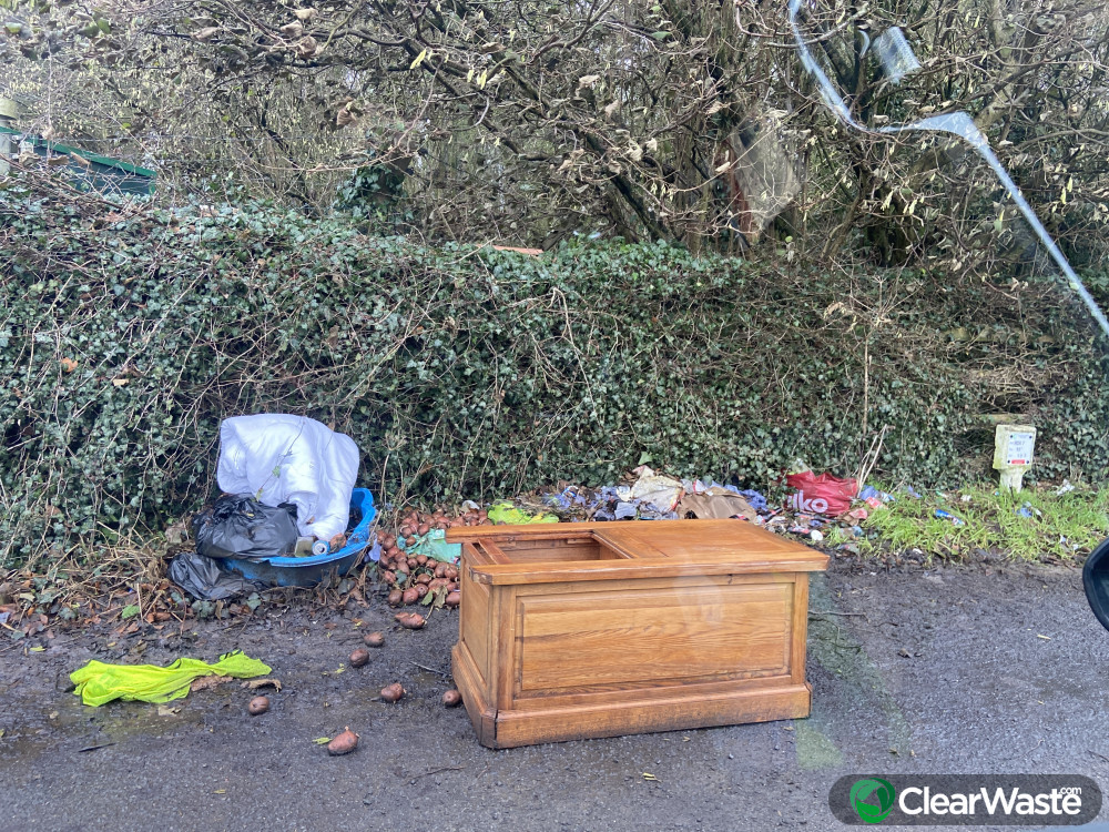 Flytipping in Unnamed Road, Market Rasen ClearWaste