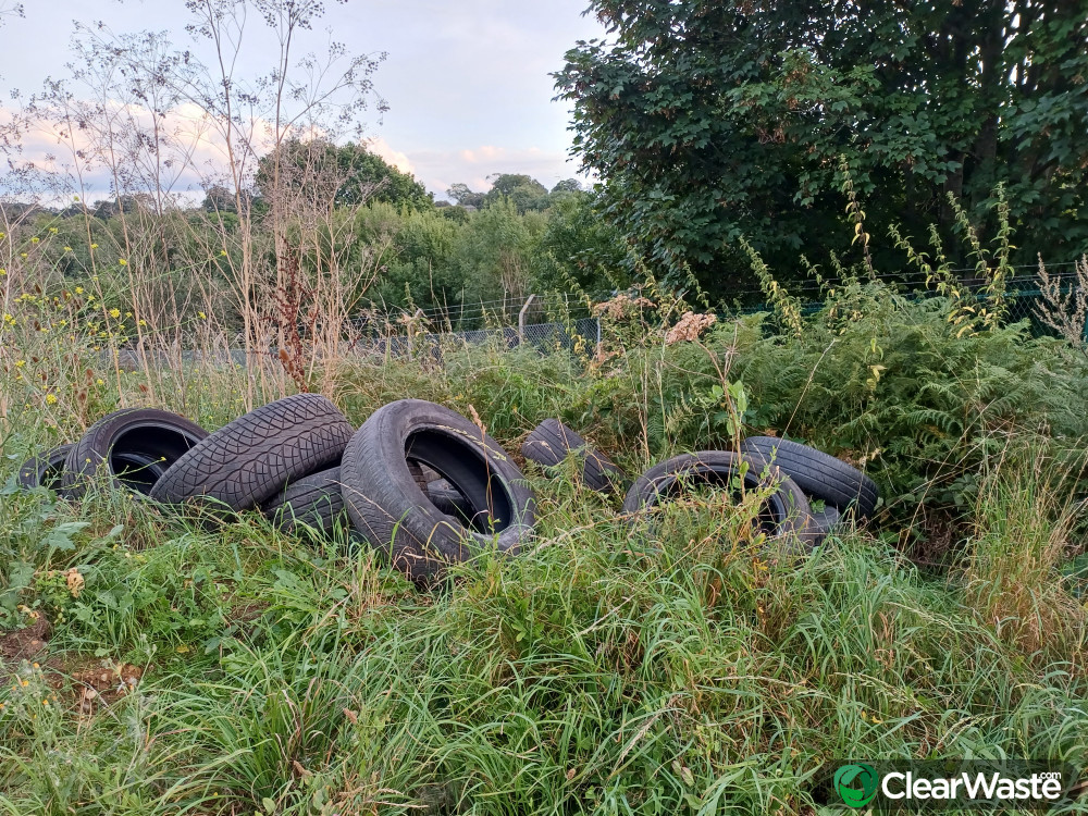 Flytipping in Chorleywood Bottom, Rickmansworth ClearWaste