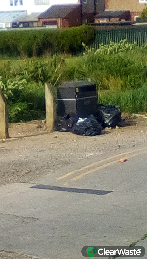 Flytipping in Springfield Road, Hull ClearWaste